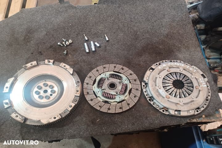 KIT AMBREIAJ 1.0T 2019  2321104810  MX1253 Kia Picanto - 1