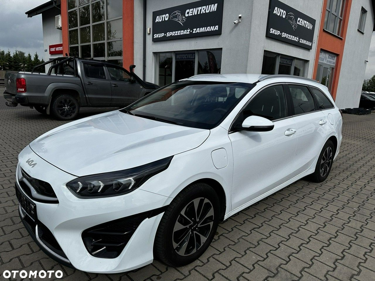 Kia Ceed 1.6 GDI PHEV L Business Line DCT - 32