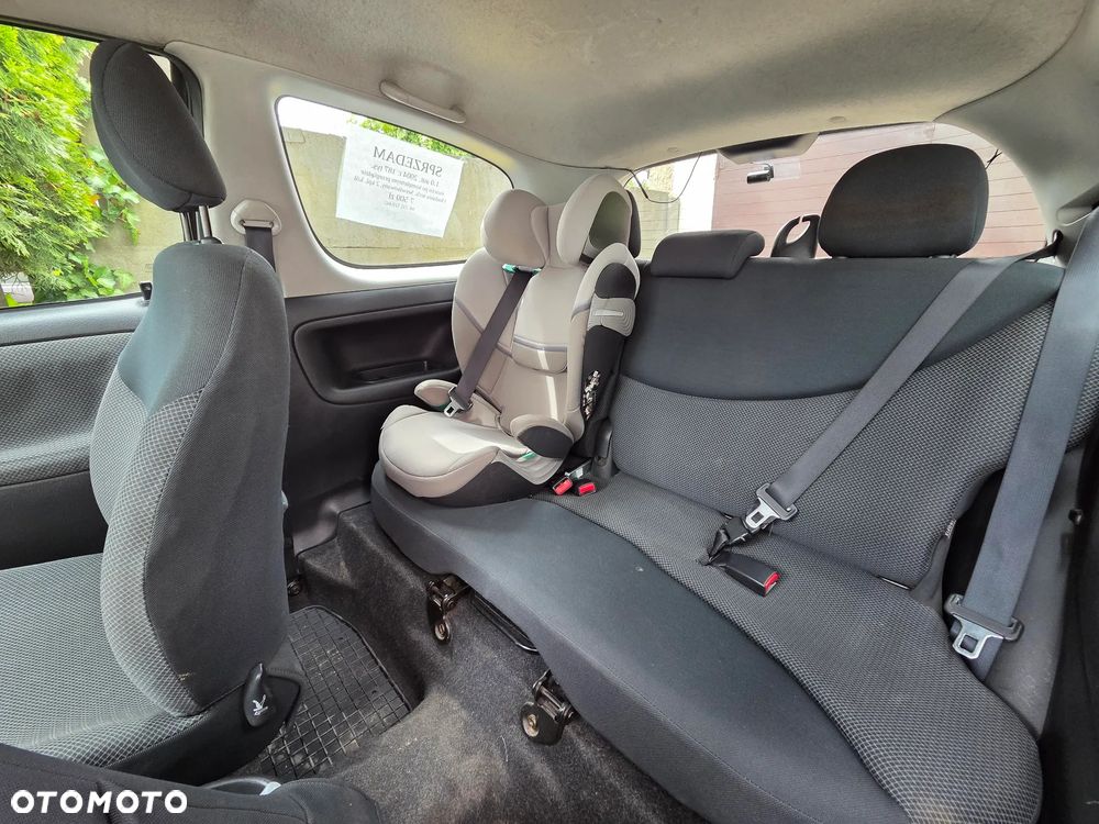 Toyota Yaris 1.0 Luna MM - 9