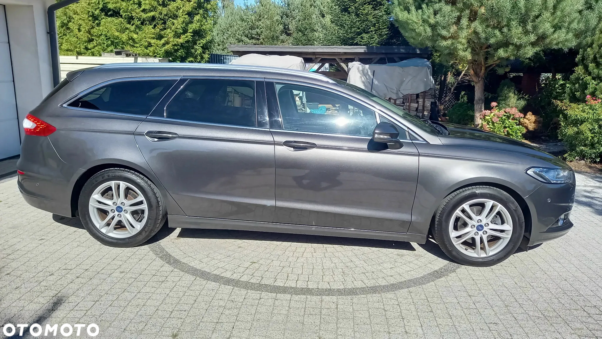 Ford Mondeo - 21