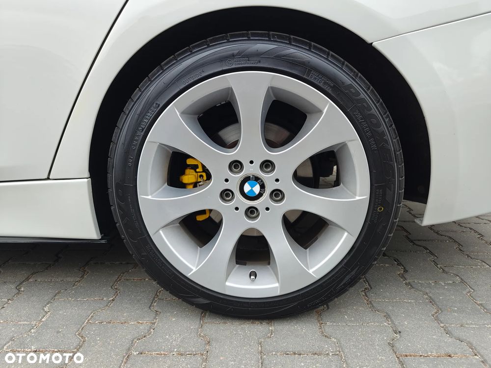 BMW Seria 3 318d Luxury Line - 39