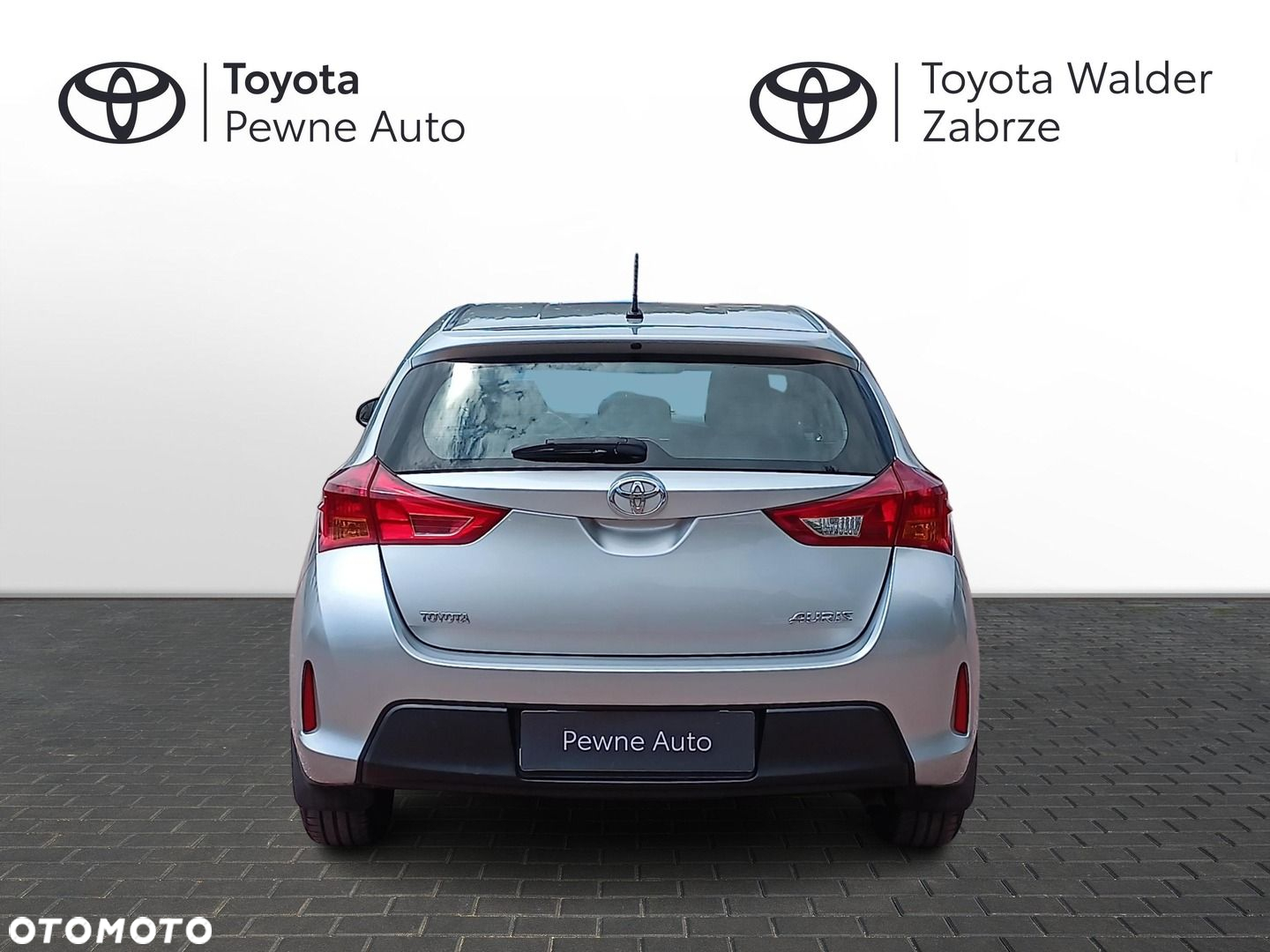Toyota Auris 1.33 VVT-i Active - 4