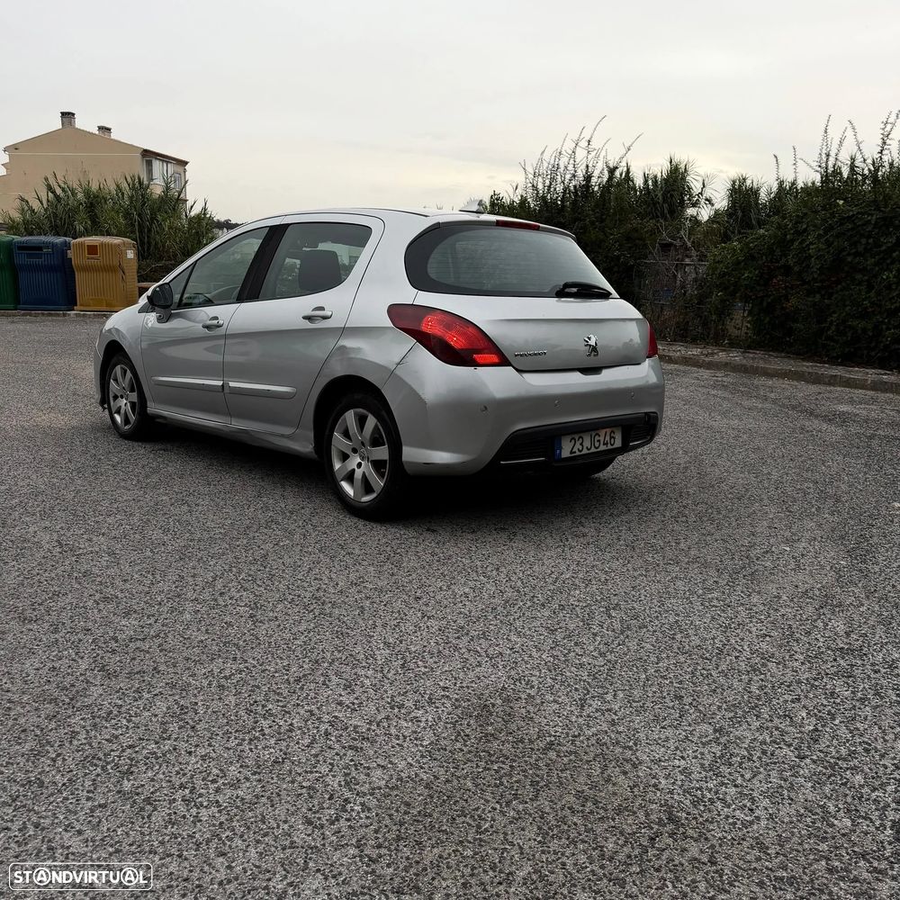 Peugeot 308 - 4