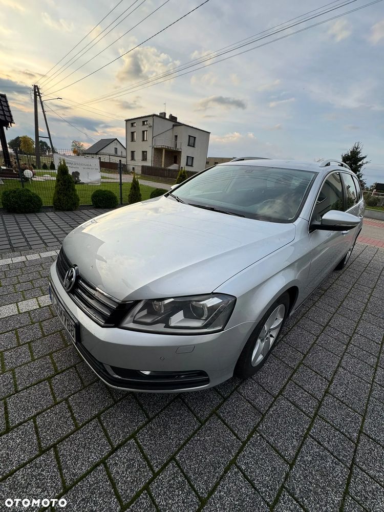 Volkswagen Passat 1.6 TDI Comfortline - 4