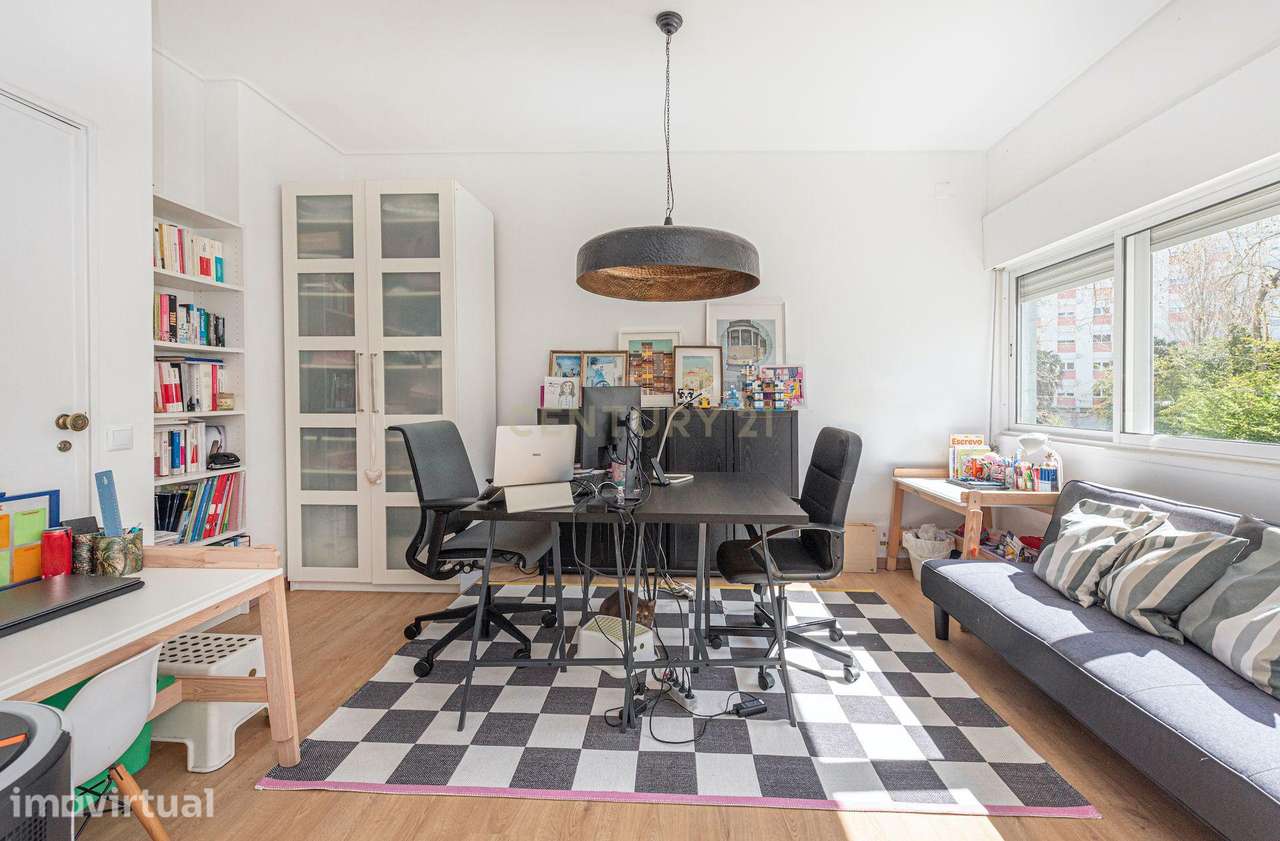 Espaçoso Apartamento T5, transformado em T4, nos Olivais, Lisboa - Grande imagem: 5/30