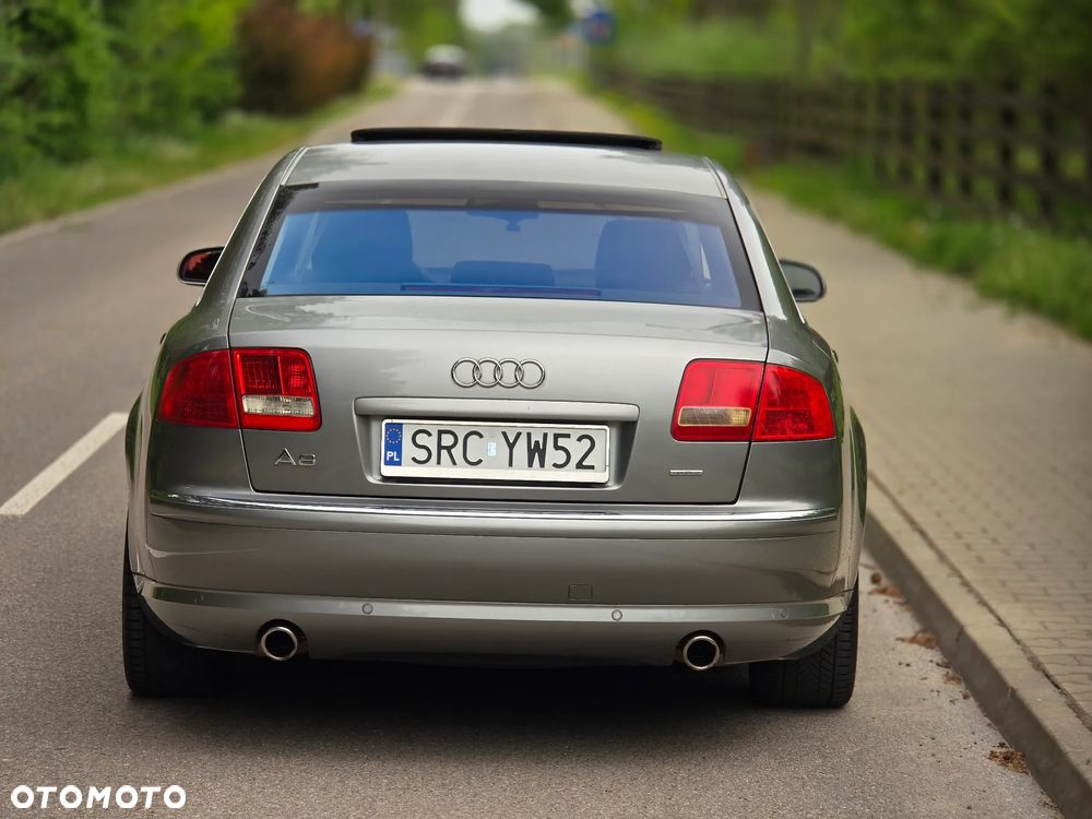 Audi A8 4.2 Quattro - 17