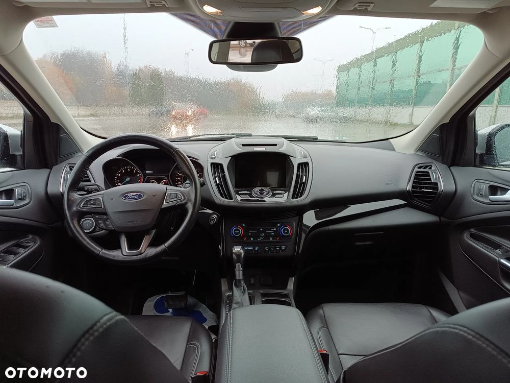 Ford Escape 2.0 EcoBoost AWD Titanium - 6