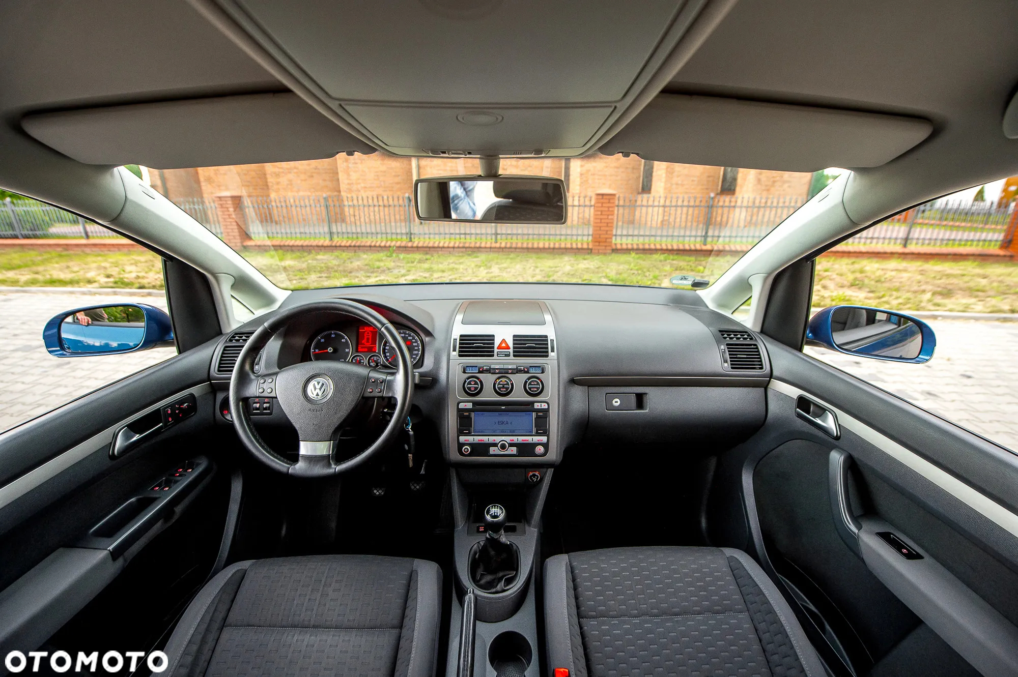 Volkswagen Touran 2.0 TDI DPF Highline - 25