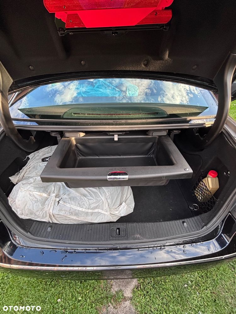 Mercedes-Benz Klasa E 220 CDI DPF BlueEFFICIENCY Automatik - 20