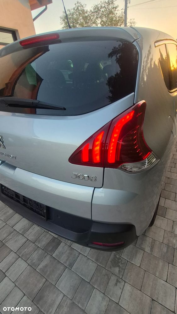 Peugeot 3008 HDi 115 Business-Line - 19