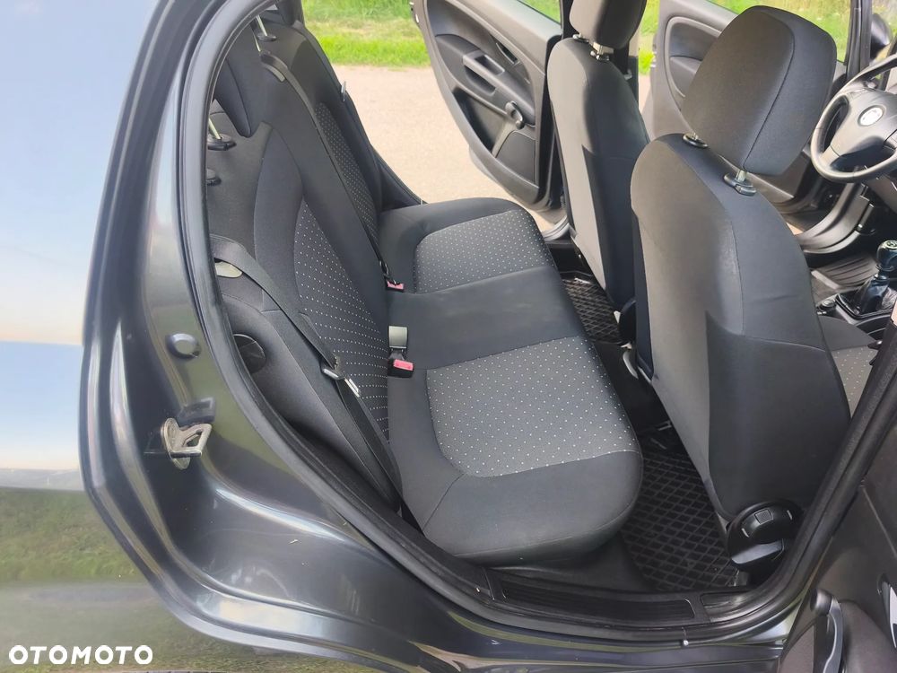 Fiat Punto 1.2 8V Classic - 17