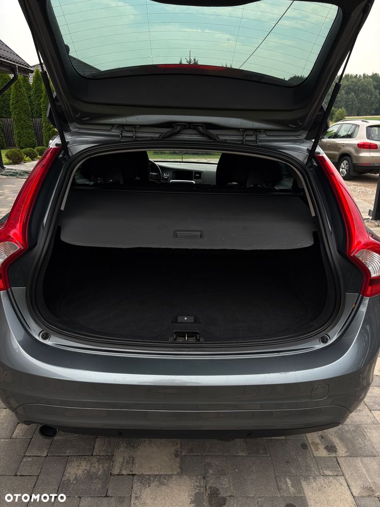 Volvo V60 D2 Drive-E Momentum - 20