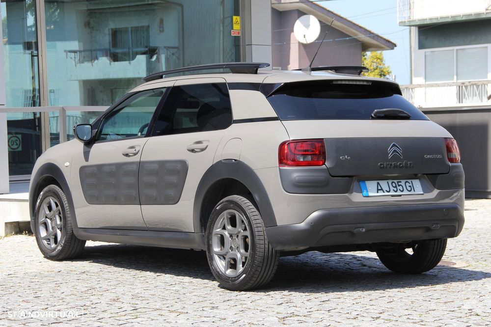 Citroën C4 Cactus 1.2 PureTech Shine - 3