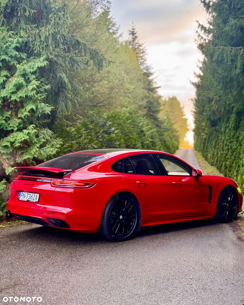 Porsche Panamera 4S - 6