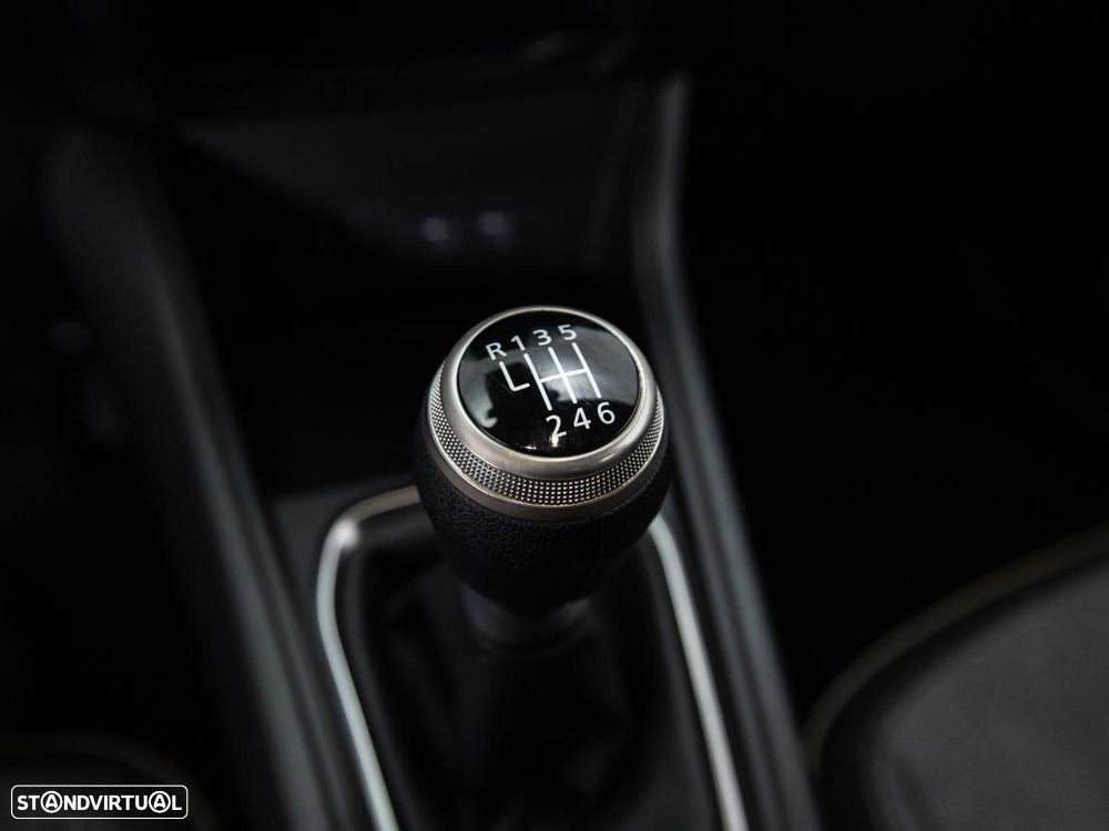 Renault Captur 1.0 TCe Techno Bi-Fuel - 17