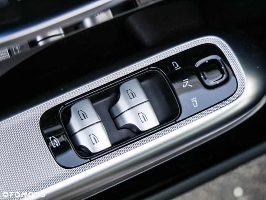 Mercedes-Benz Klasa E 220 d mHEV 4-Matic Avantgarde 9G-Tronic - 17