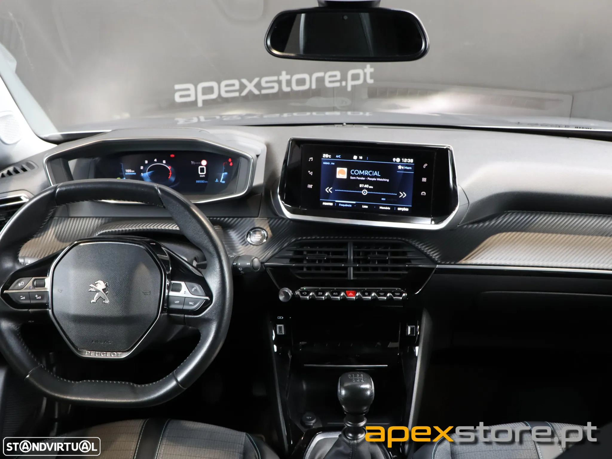 Peugeot 2008 1.2 PureTech Allure Pack - 4