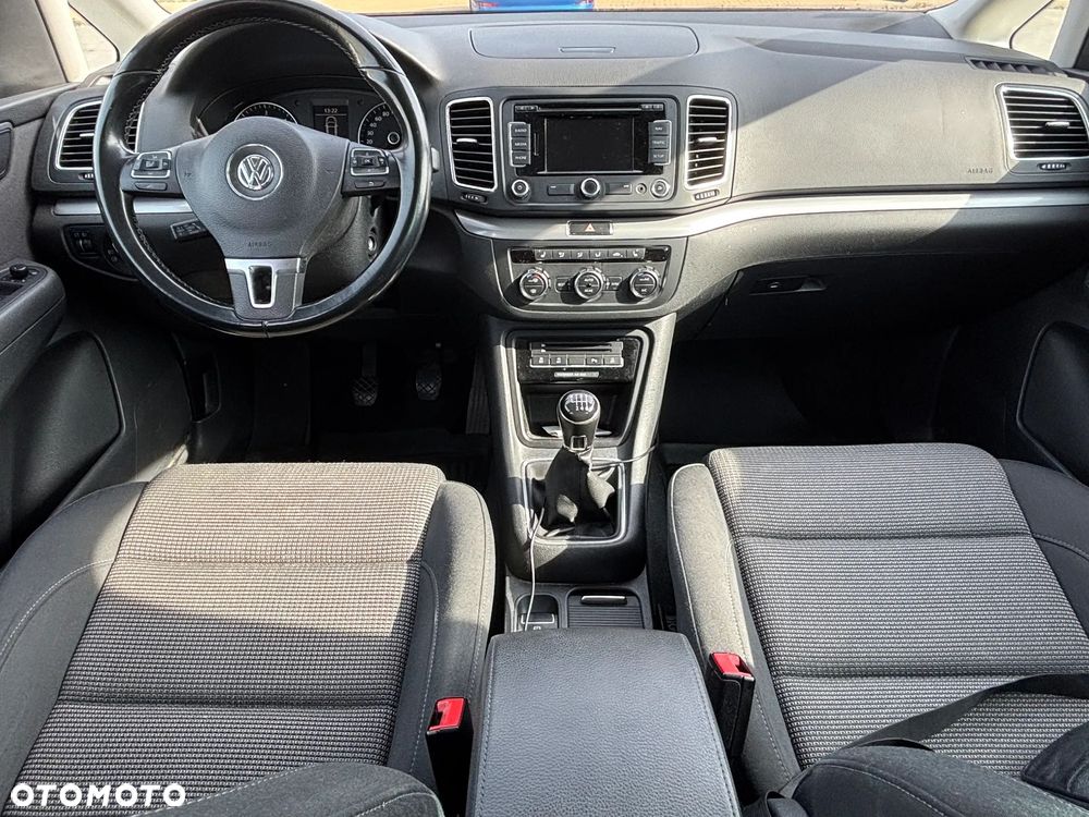 Volkswagen Sharan - 12