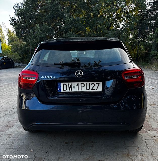 Mercedes-Benz Klasa A 180 d Style - 11