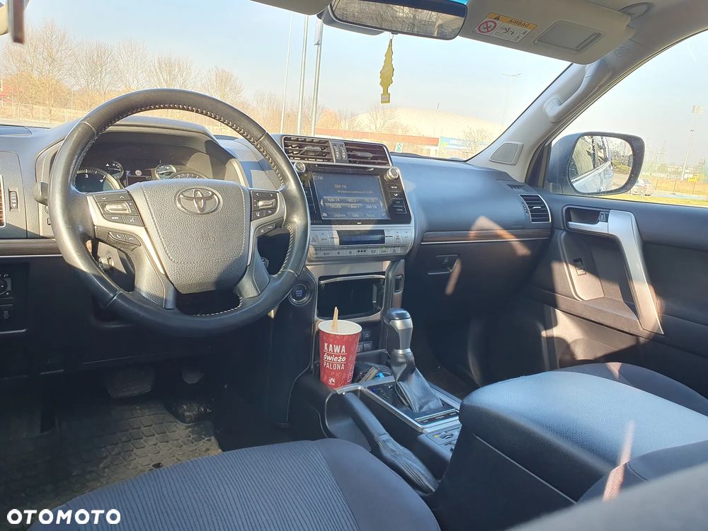 Toyota Land Cruiser LC 2.8 D-4D Invincible - 11