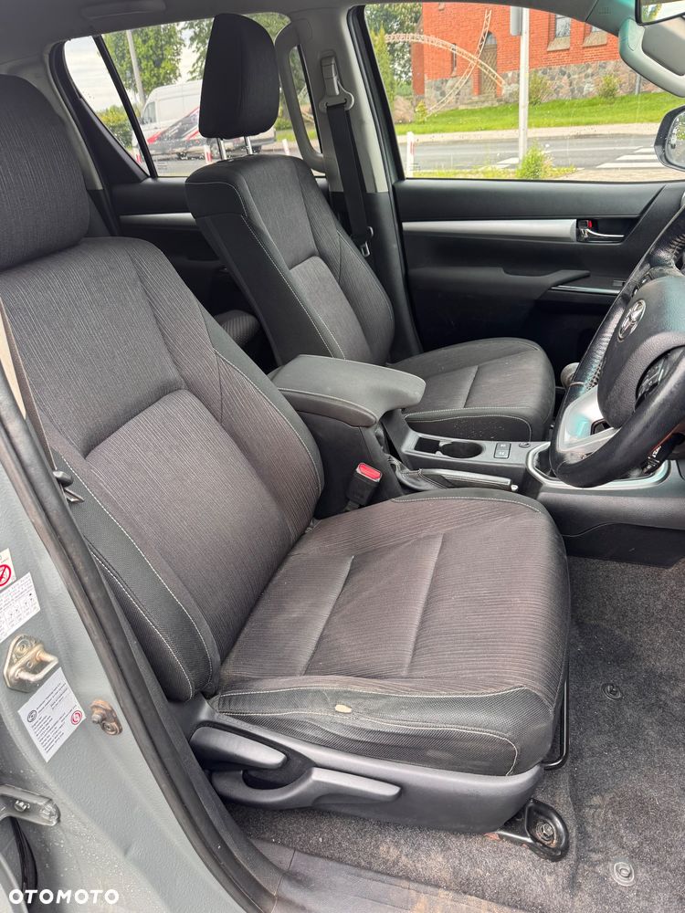 Toyota Hilux 2.4 D-4D Double Cab Selection 4x4 - 26