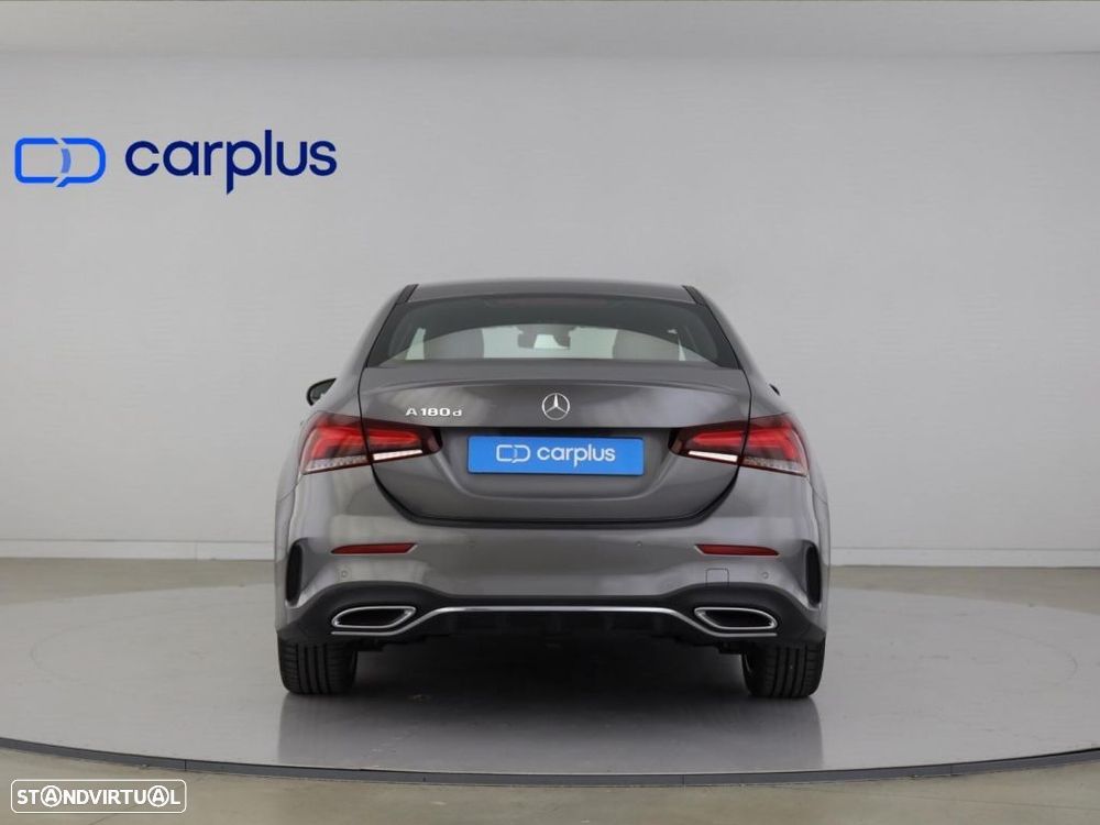 Mercedes-Benz A 180 Limousine d AMG Line Aut. - 6