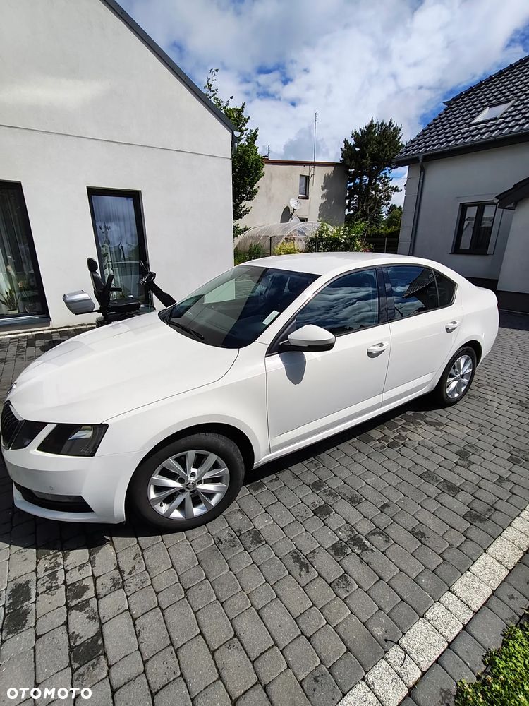 Skoda Octavia 2.0 TDI SCR Ambition DSG - 3