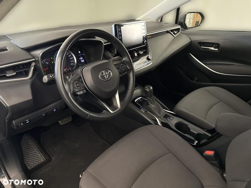 Toyota Corolla - 10