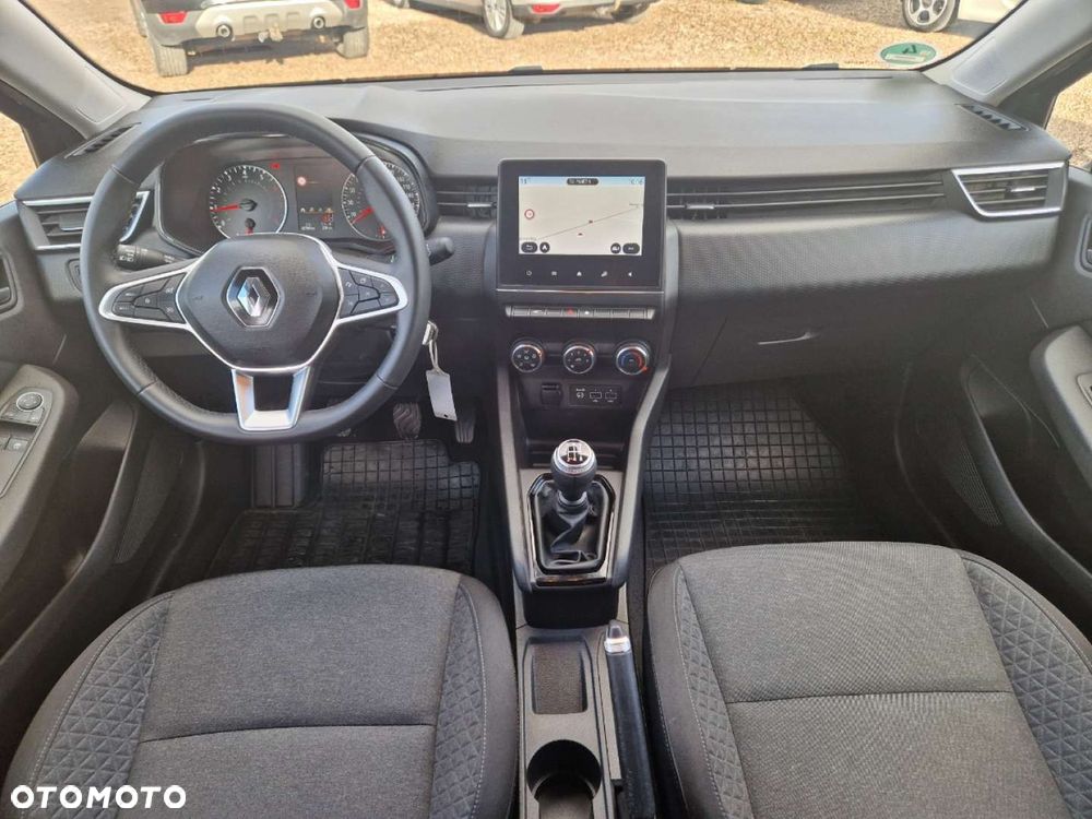 Renault Clio - 7