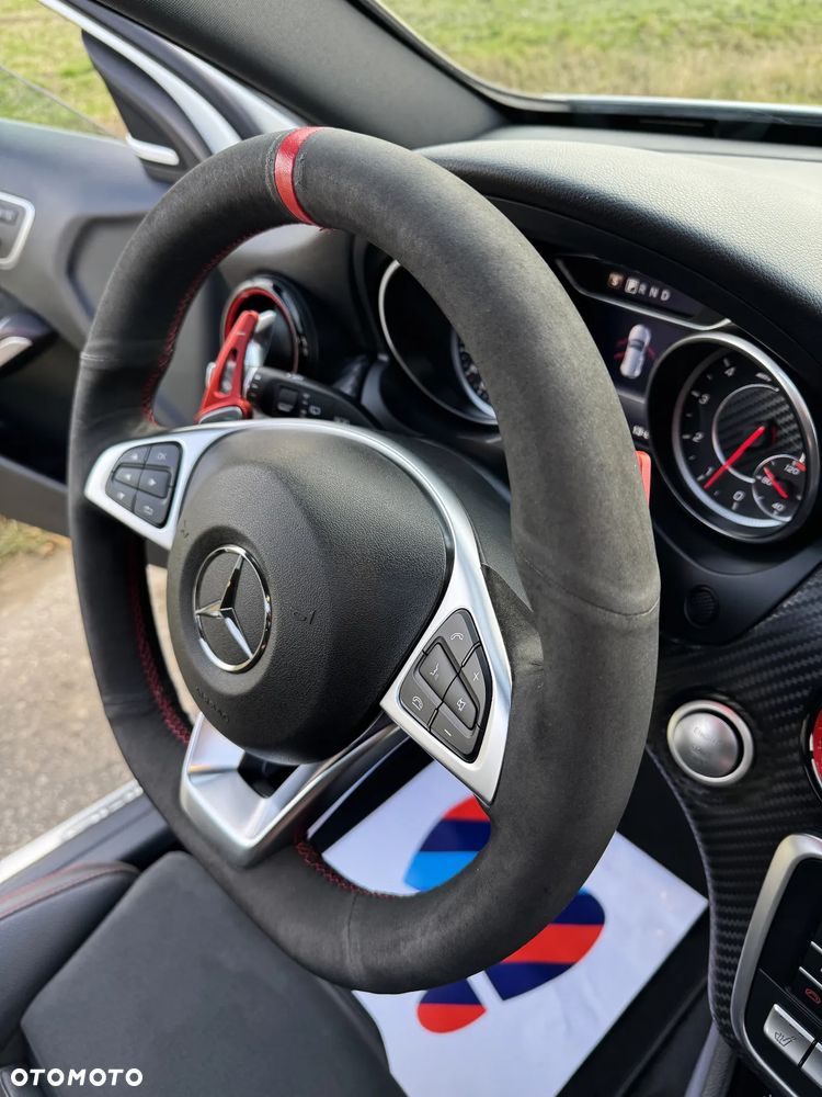 Mercedes-Benz Klasa A AMG 45 4Matic AMG Speedshift 7G-DCT - 26