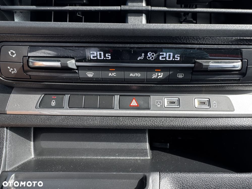 Opel Zafira - 23