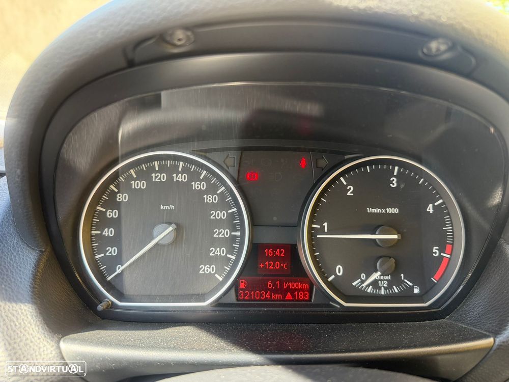 BMW 120 d Edition Sport - 8