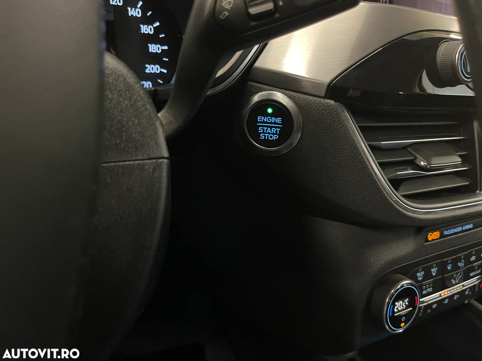 Ford Kuga 2.0 EcoBlue A8 AWD Titanium - 28