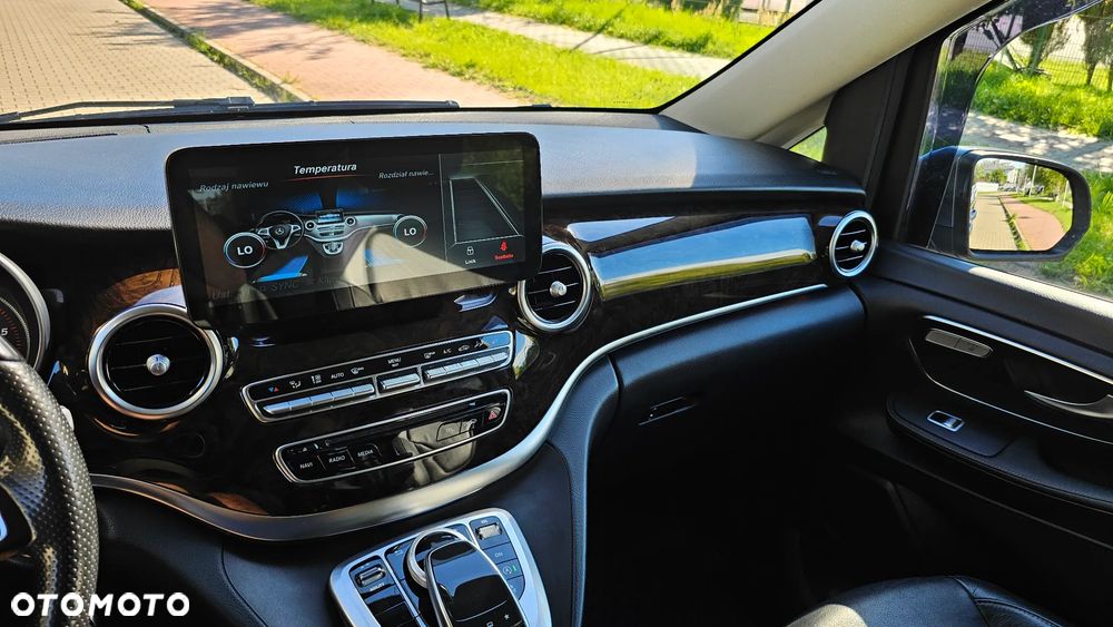Mercedes-Benz Klasa V 250 d 4-Matic Avantgarde 7G-Tronic (d³ugi) - 23
