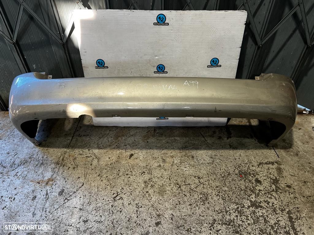 Parachoques traseiro Kia Carnival 1999 - 1