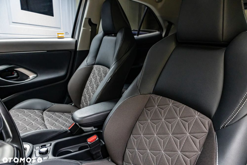 Toyota Yaris Cross Hybrid 1.5 Executive AWD - 23