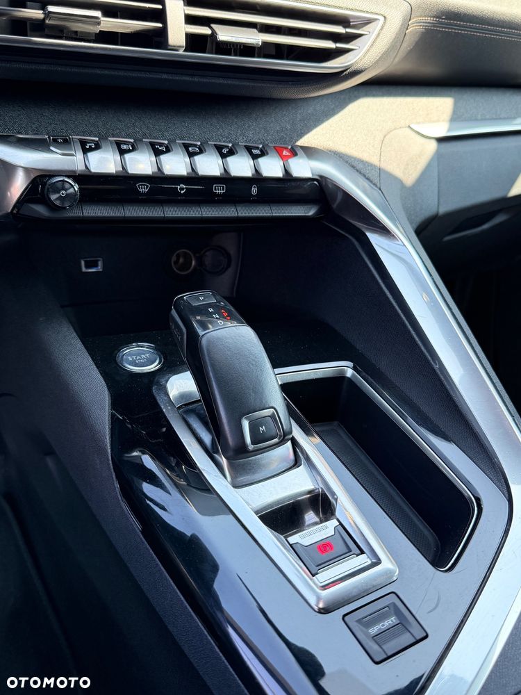 Peugeot 5008 THP 165 EAT6 Crossway - 14