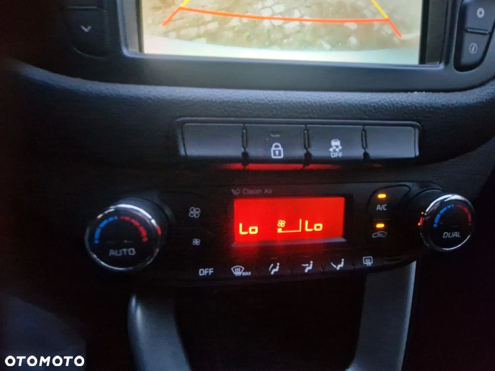 Kia Ceed 1.6 GDI Business Line - 40