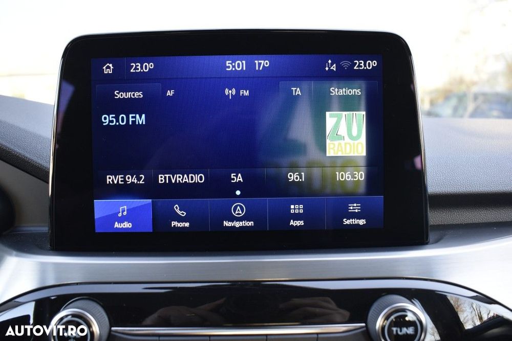 Ford Kuga - 22