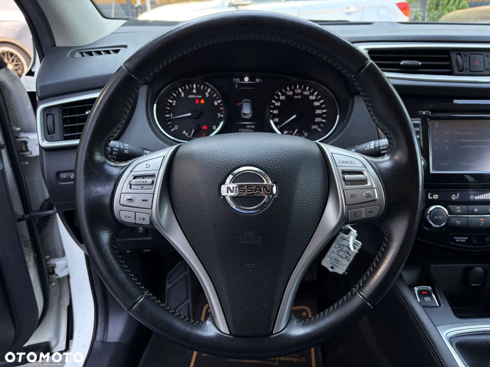 Nissan Qashqai 1.6 DIG-T N-Connecta - 22