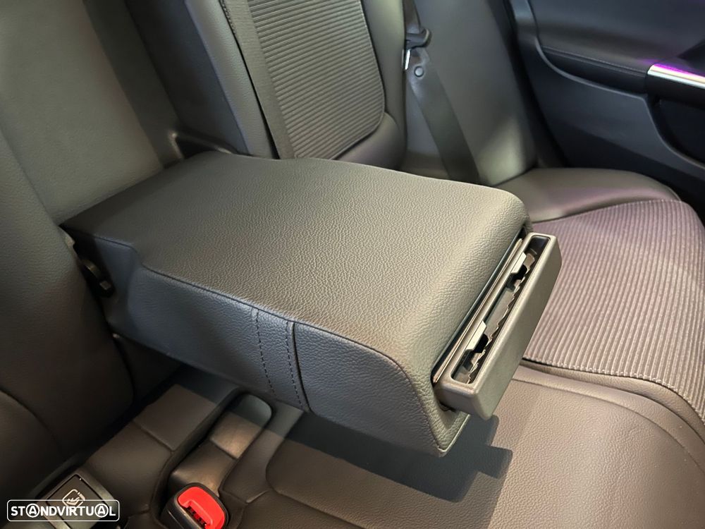 Mercedes-Benz C 300 e T 9G-TRONIC Avantgarde - 16