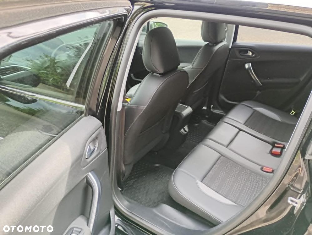 Peugeot 2008 BlueHDi 100 Allure - 6