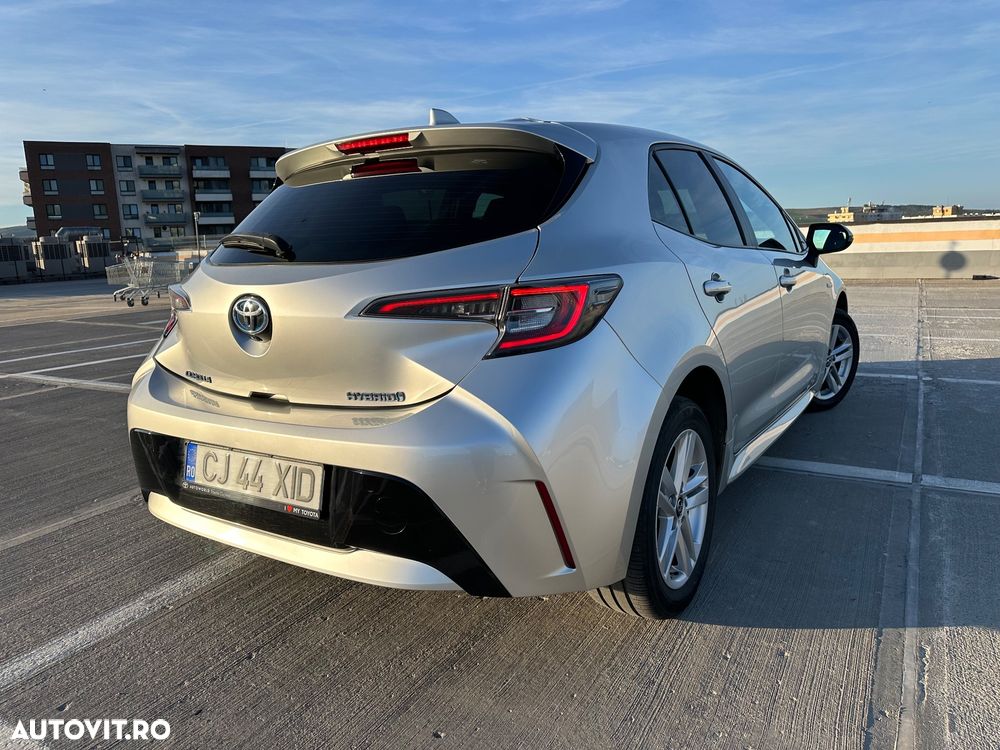 Toyota Corolla 1.8 HSD Dynamic - 9