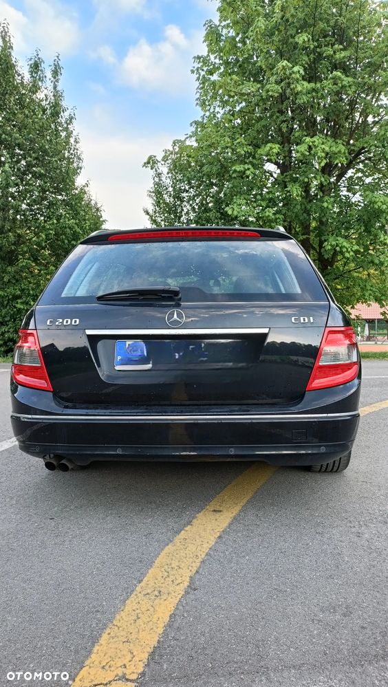 Mercedes-Benz Klasa C 200 CDI DPF Automatik BlueEFFICIENCY - 2