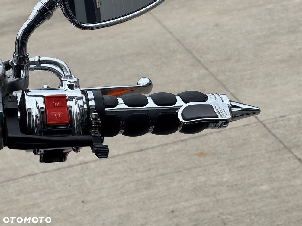 Honda VTX - 13