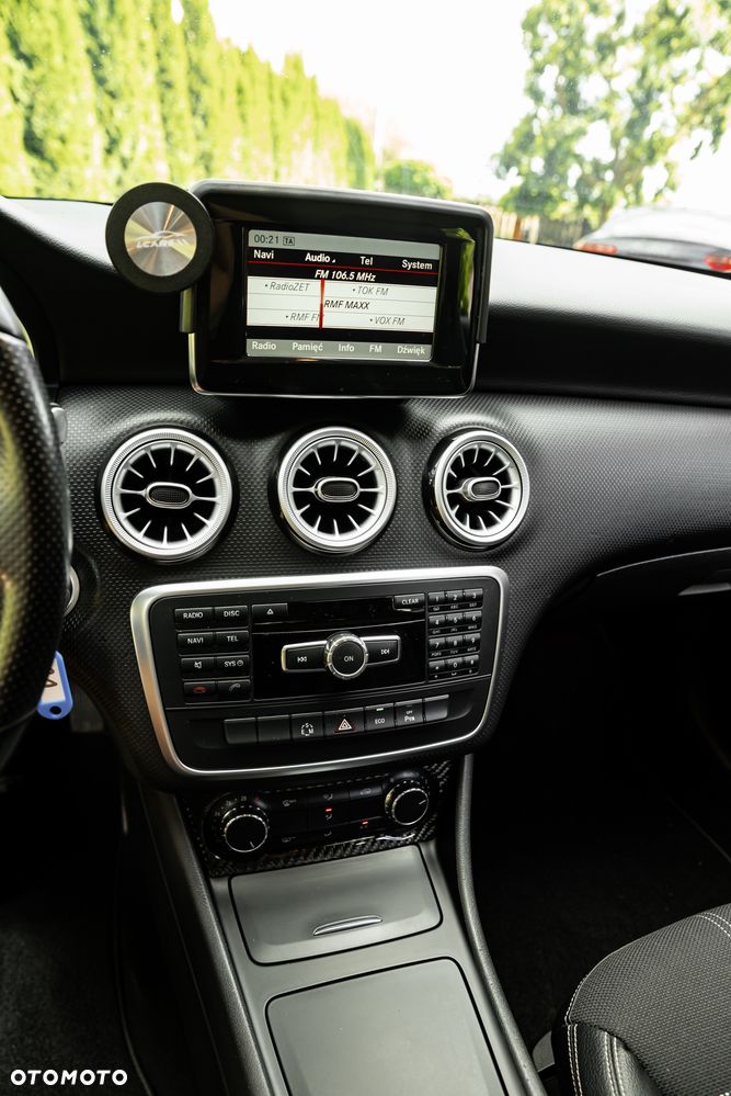 Mercedes-Benz Klasa A 250 (BlueEFFICIENCY) 7G-DCT - 37