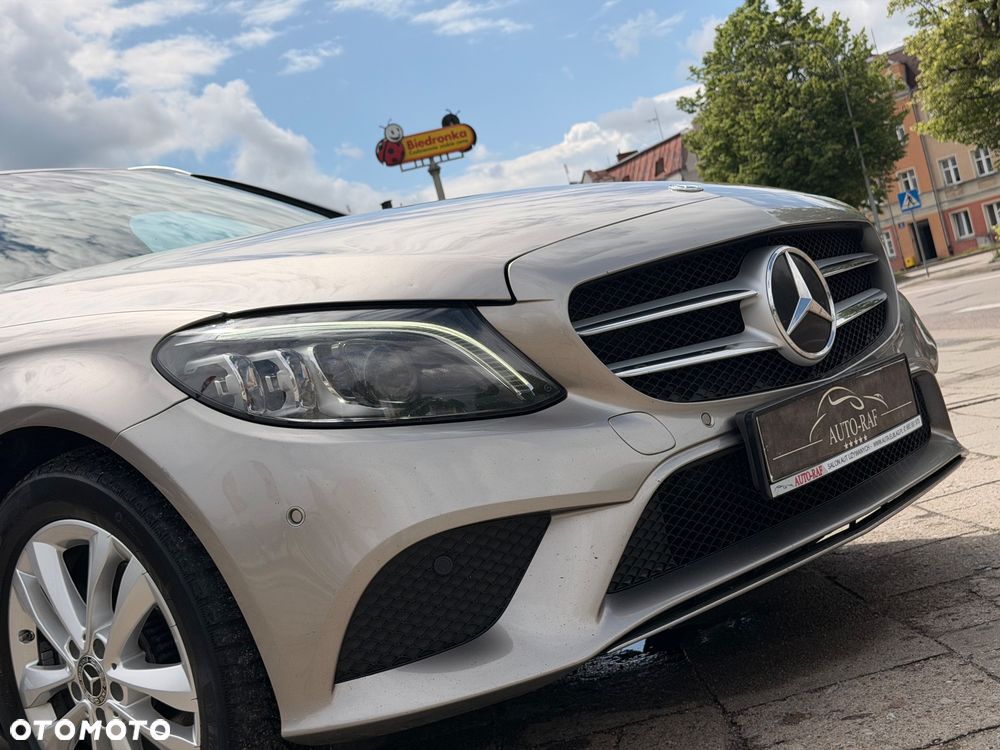 Mercedes-Benz Klasa C 220 d 4MATIC 9G-TRONIC - 2