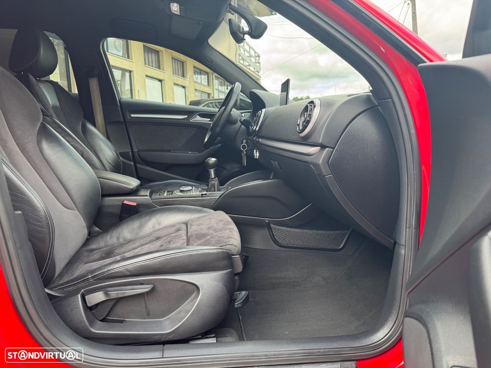 Audi A3 Sportback 1.6 TDI (clean diesel) S line Sport Pack - 23