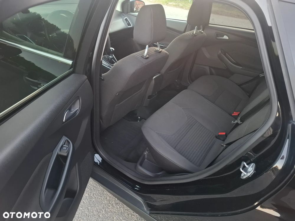 Ford Focus 2.0 TDCi Titanium ASS - 14