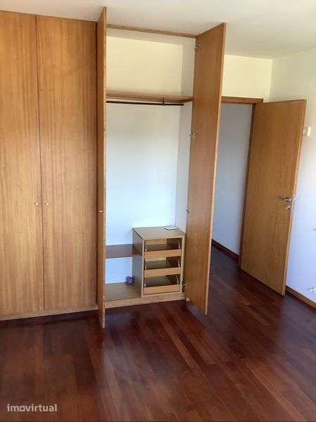 Apartamento T1 Azurem - Perto da Universidade e do centro da cidade - Grande imagem: 5/12